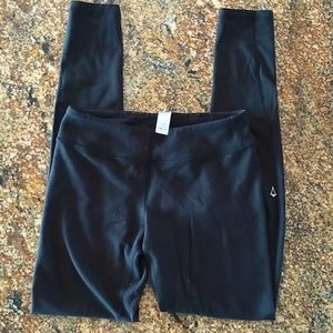 Black Ivivva leggings